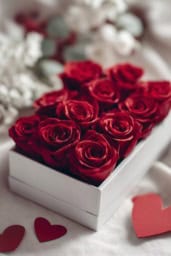 Beautiful rose heart motif design for Valentine's Day celebrations